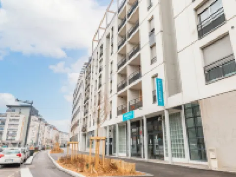 อพาร์ท’ซิตี้ คลาสสิค ลียง วาซส์ แซ็งต์ ซีร์ โรงแรมในลียง