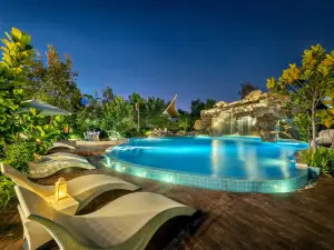Phukalini Luxury Pool Villa & Onsen
