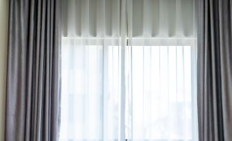 pinhu Yijia Hotel