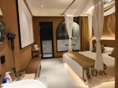 Hengyang Runisuoyuan Woman Book Homestay
