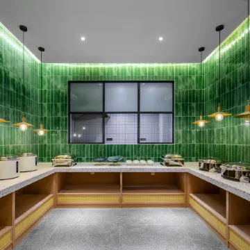 Kunming Guomu Hotel (Changshui International Airport)