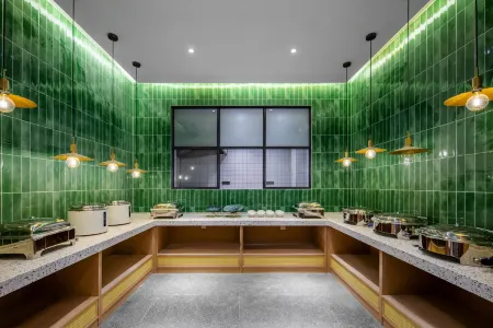 Kunming Guomu Hotel (Changshui International Airport)