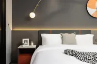 CEO·Mingyi Hotel - parking