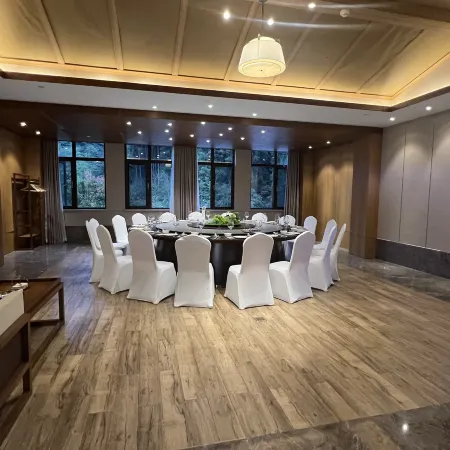 Minjiang East Lake · Wawu Mountain Resort