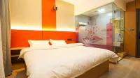 Ruisheng Hotel (Qiqihar Railway Station Branch)