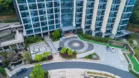 Hanshan se lake yunding resort (Fengshun Hotel, Meizhou) - parking
