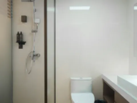 LAN Tai Hotel (Aksu Taibai Shopping Center Branch) Hoteles en Ciudad de Aksu