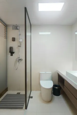 LAN Tai Hotel (Aksu Taibai Shopping Center Branch)