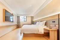 Floral Hotel·Fifteen Hotel(Yangzhou Dongguan Street Heyuan Branch)