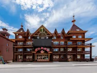 Lgor Manor Hotels near Labudalin Station