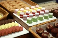 Yunyun·Xingge Hotel (Wuxi Railway Station Sanyang Square)