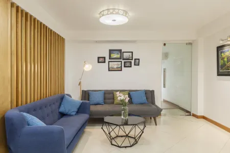 Hanoi Central Park Hotel Отели рядом с достопримечательностью «Thang Long Water Puppet Theatre»