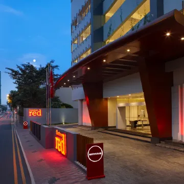 Cinnamon Red Colombo Отели рядом с достопримечательностью «Бандаранаайк Мемориал Интернешнел Конференс Холл»
