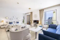 صوت الأمواج في جميرا بيتش ريزيدنس من لاجوم فنادق في 