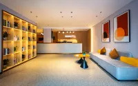 Elong ME Hotel (Chenzhou Wuling Square City Hall)