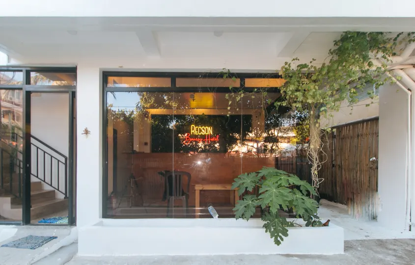 RedDoorz @ Recson Boracay Hostel