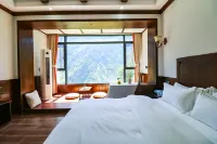 Jiaju secret realm  starry sky homestay