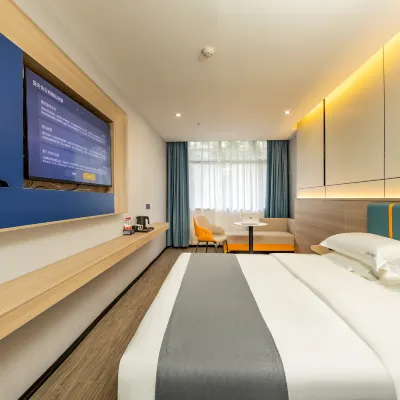 Yifang Apartment (Dade Road Branch of Guangdong Provincial Traditional Chinese Medicine Hospital) Отели рядом с достопримечательностью «Temple of the Five Immortals (Wuxian Guan)»