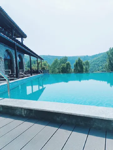 Seven living in the clouds and water
