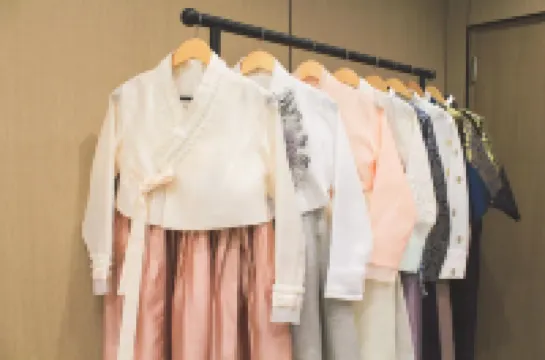 延吉•悅享裡|VIGOROUS•DREAMER夜景美宿（延邊大學朝鮮族民俗園店）