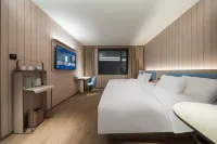 HanTing Hotel (Baicheng Zhenlai Zhanqianjie) Hotels in Zhenlai County