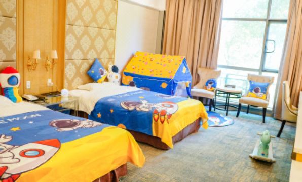 Huaiyuan Changjiu Central Hotel