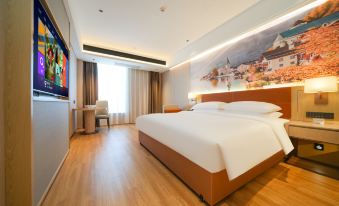 Vienna Hotel (Zhangzhou Jinfeng Industrial Park Business Center)