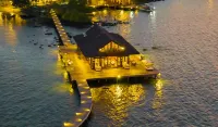 Full Moon Private Island - bar