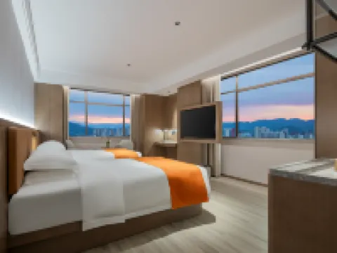 利川天墅ホテル（鉄道駅） 利川のホテル