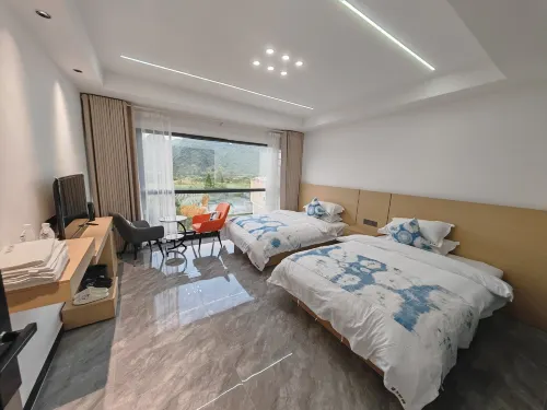 Xiongfei Inn Homestay