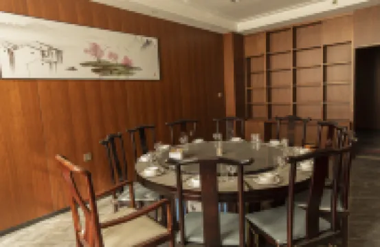 Weishi million hotel Hotel di Weishi