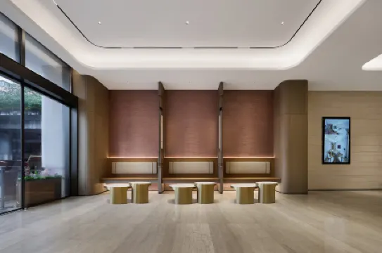 Yuanfeng Hotel (Shenzhen East Railway Station Buji Subway Station) Отели рядом с достопримечательностью «Buji Park»