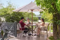 M Village Living Nguyen Van Huong Hotel in zona Saigon 2CV Tour