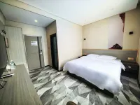 Jungang Hotel Hotels in Xinhe County