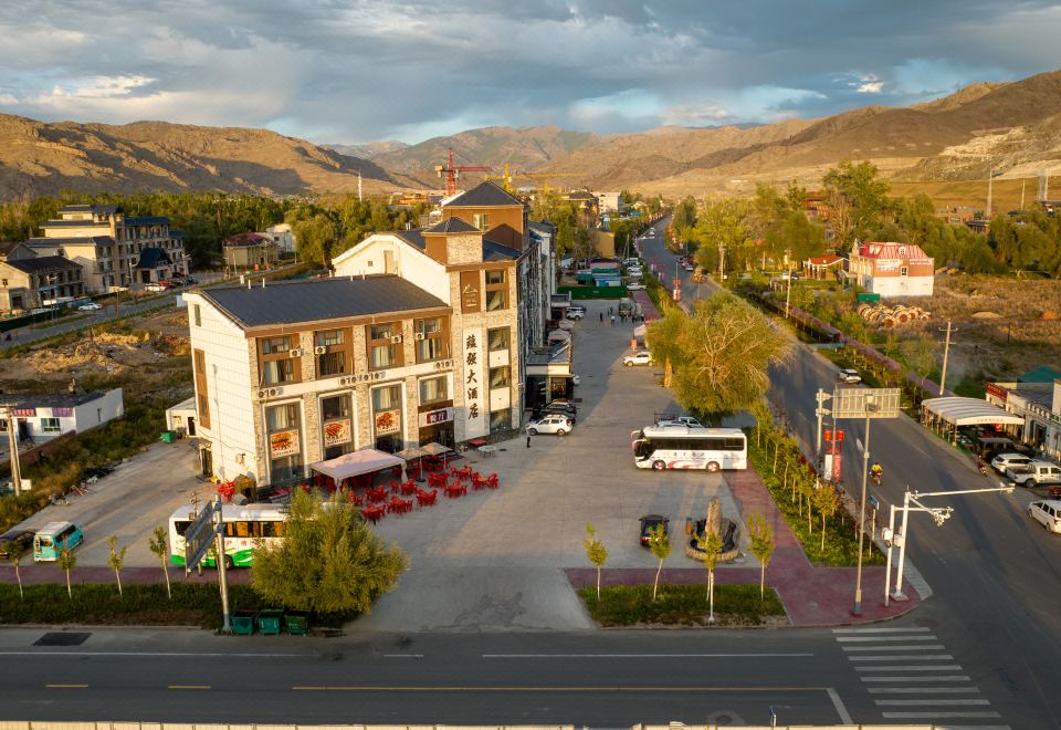hotel overview picture