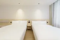 Hi Inn (Dalian Ganjingzi Street Subway Station) Hotels in Huanan Square/Jinsanjiao Commercial Circle