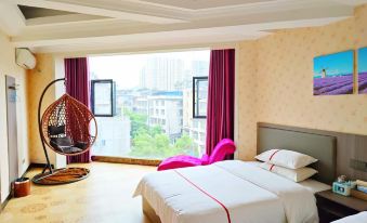 Rongjiang Master Grand Hotel (Cun Chao Soccer Field)