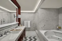 Divan Istanbul Hotels near Acil Durum Toplanma Alanı