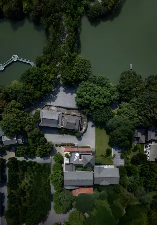 RONG·Unique Hotel Отели рядом с достопримечательностью «Guilin University of Science and Technology»