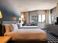 Pullman Cape Town City Centre Hotels near Green Point