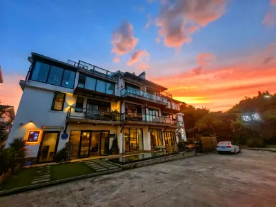 Ximan Tianmen Shanju Holiday Hostel Hotels near Tianmen Mountain National Forest Park