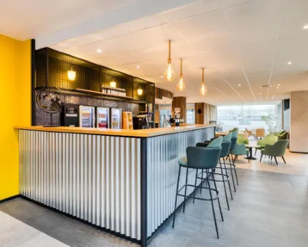 B&B Hotel Mons Gare Hotéis em Mons