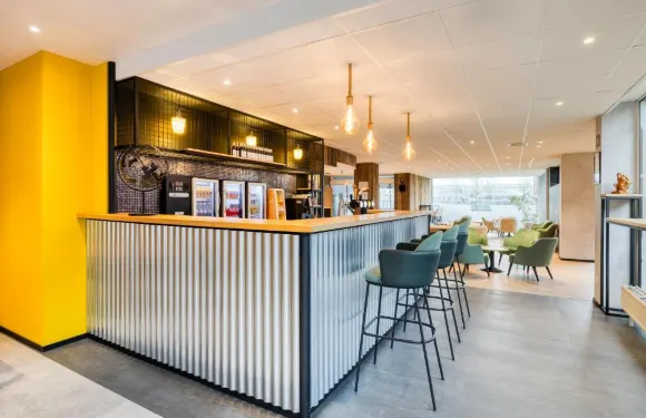 B&B酒店- 蒙斯火車站店