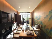Dejia Art Boutique Hotel