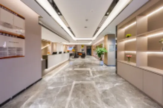 Homeinn Selected Hotel (Chuxiong Lufeng Jinshan Ancient Town)