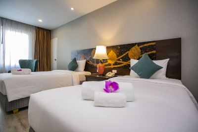 Deluxe Empress Twin Room Empress Pattaya Hotel Photo