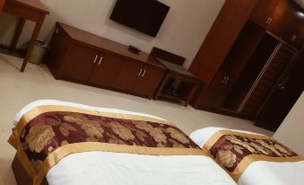 Kun Hou De Yang Hotel (Yichang University for the Aged)