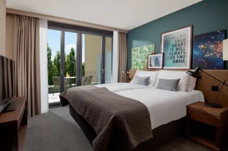 Acasa Suites Zurich Oerlikon Отели рядом с достопримечательностью «Старый город Цюриха»