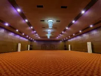 Multazam Syariah Hotel - Bãi đậu xe