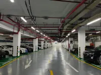 Grand Rezen Hotel Merryland Changshu - parking